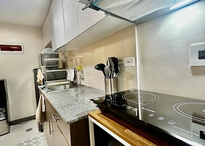 3br Modern Family Near Luneta مانيلا